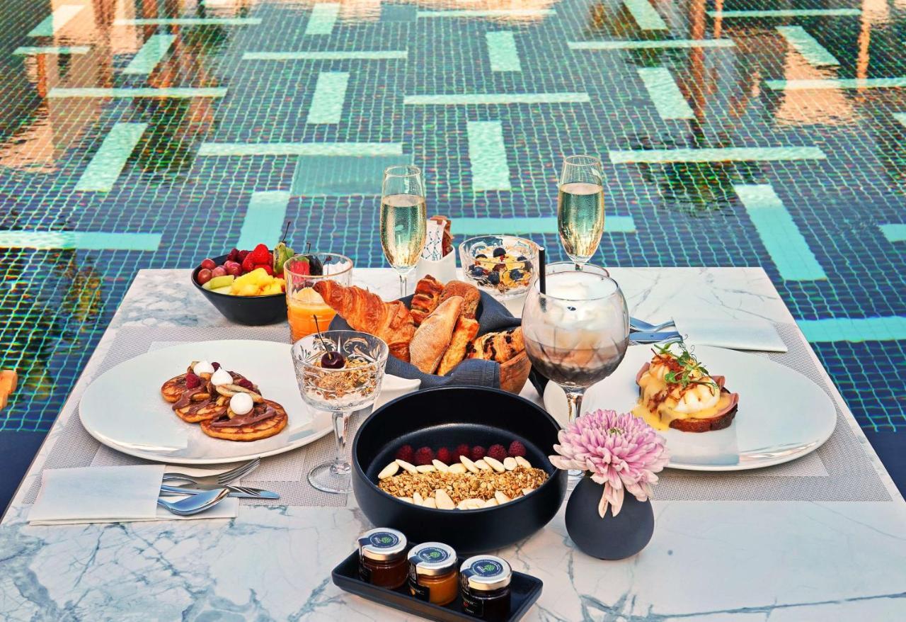Radisson Blu Zaffron Resort, Santorini (Adults Only) Kamári المظهر الخارجي الصورة