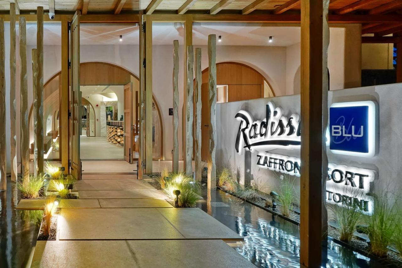 Radisson Blu Zaffron Resort, Santorini (Adults Only) Kamári المظهر الخارجي الصورة