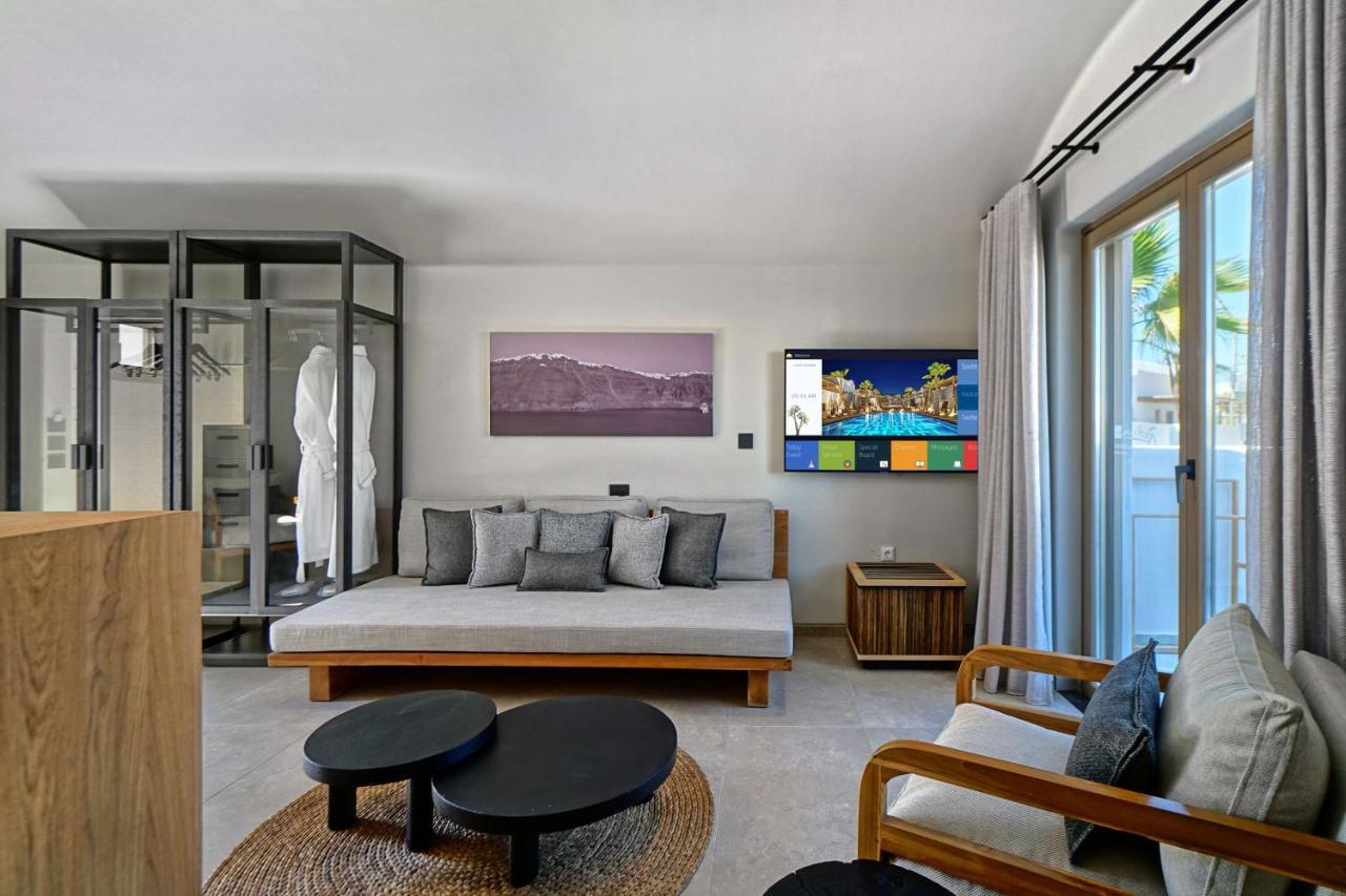 Radisson Blu Zaffron Resort, Santorini (Adults Only) Kamári المظهر الخارجي الصورة
