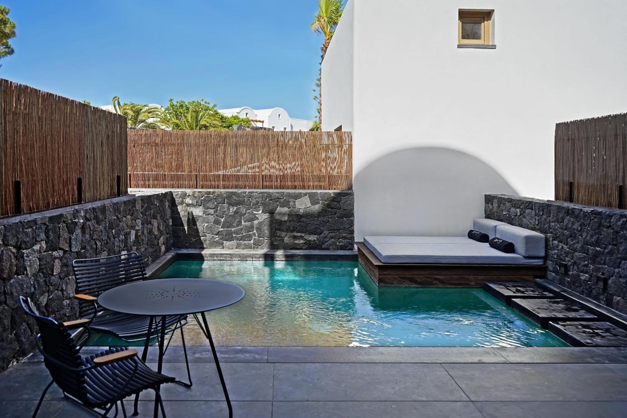 Radisson Blu Zaffron Resort, Santorini (Adults Only) Kamári الغرفة الصورة